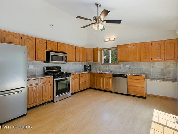 5th image of 1306 Clayton Marsh Dr