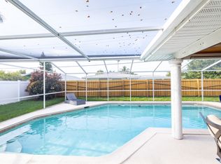 310 W Osceola Ln, Cocoa Beach, FL 32931
