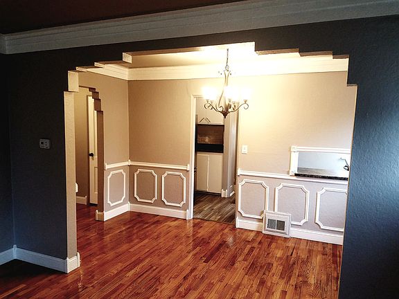 5th image of 344 Alderson Ave