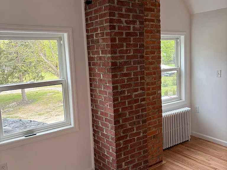 226 Gillette Ave — Photo 21