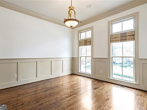 5th image of 58 Sheridan Dr NE #27