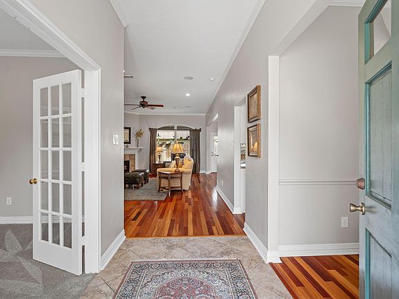 4th image of 23102 Willow Canyon Dr