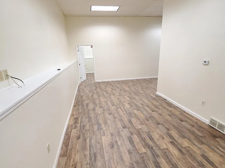 209 1st Ave #1 — Photo 16