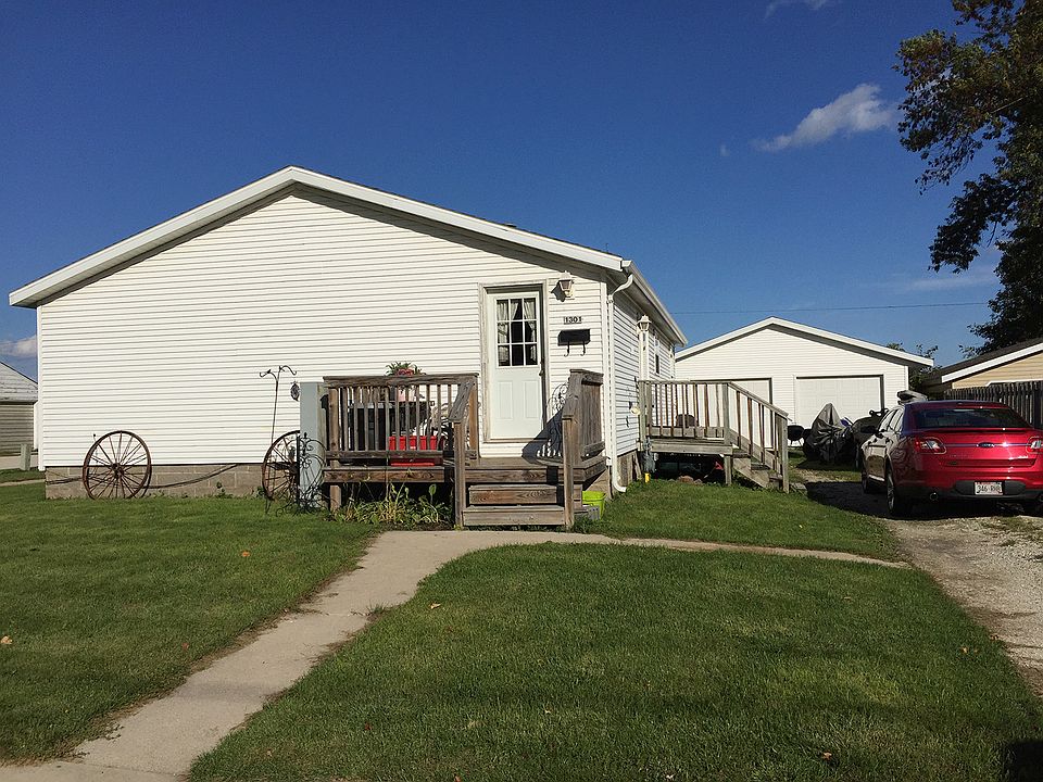 2nd image of 1301 S 31st St