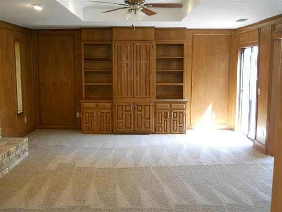 2nd image of 1219 Grassmere Dr