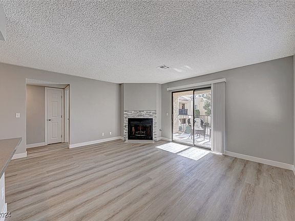 4th image of 601 Cabrillo Cir Unit 106