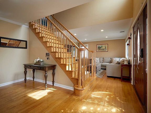 5th image of 3708 Hilaire Way
