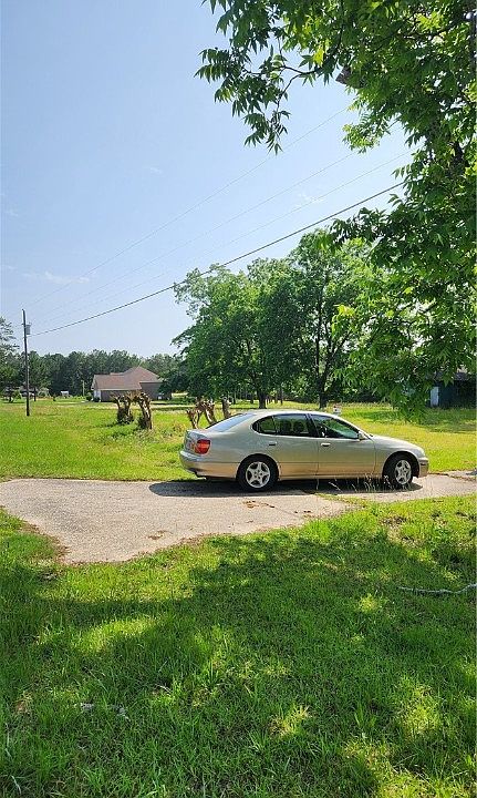 2nd image of 971 Mindingall Rd