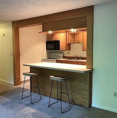 4th image of 200 Colonial Dr Unit 105