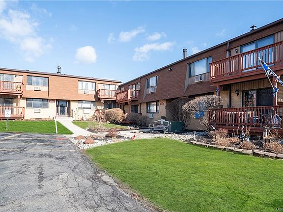 2nd image of 162 Richard Ct