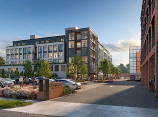 Center Park Place, West Hartford, CT 06107