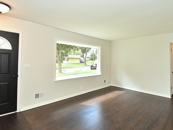 5th image of 7800 W Kathryn Ave