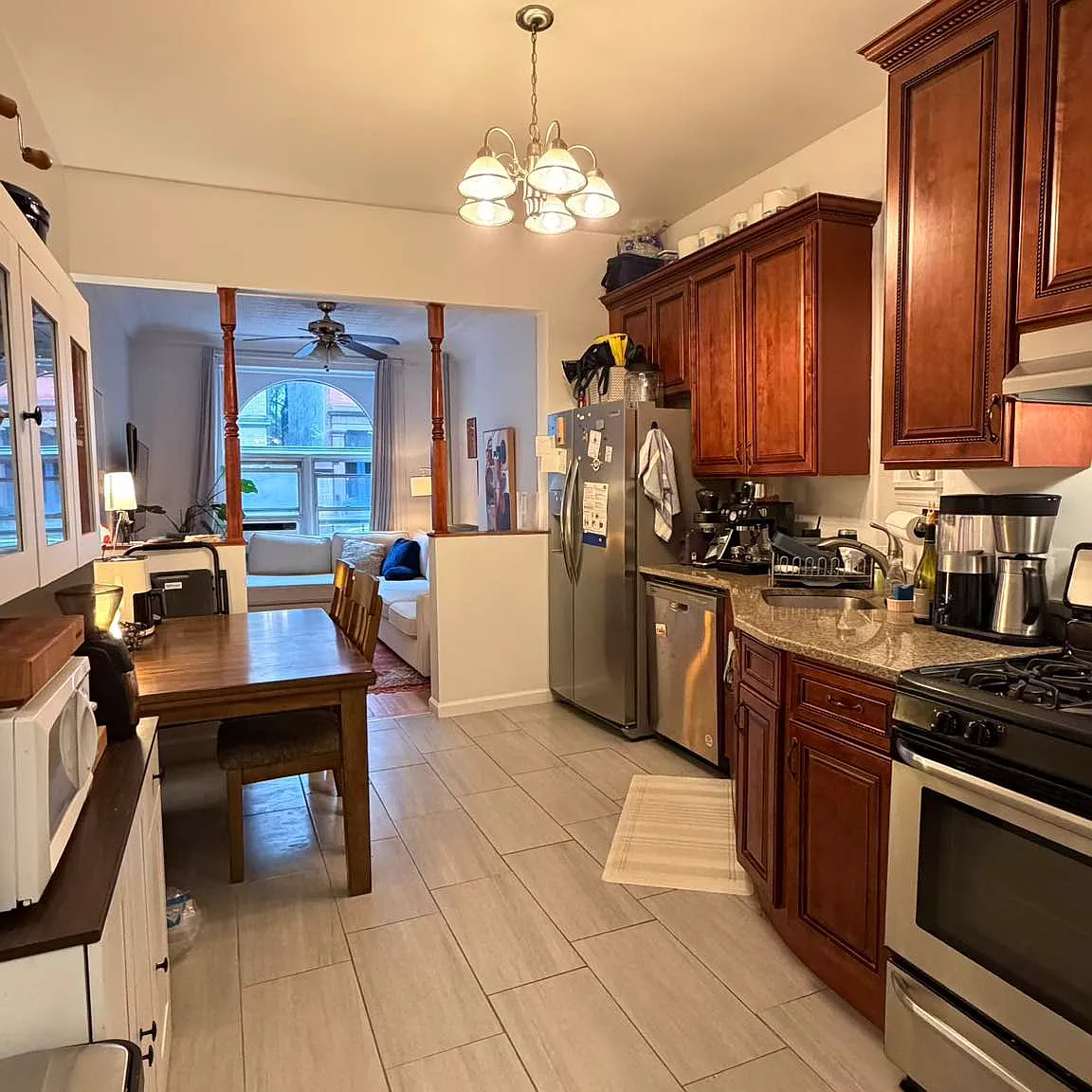 424 Clinton Street — Photo 4