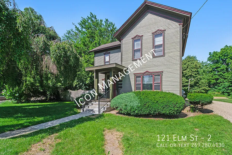 Cozy 2-bed in Historic Stuart Neighborhood — Photo 1