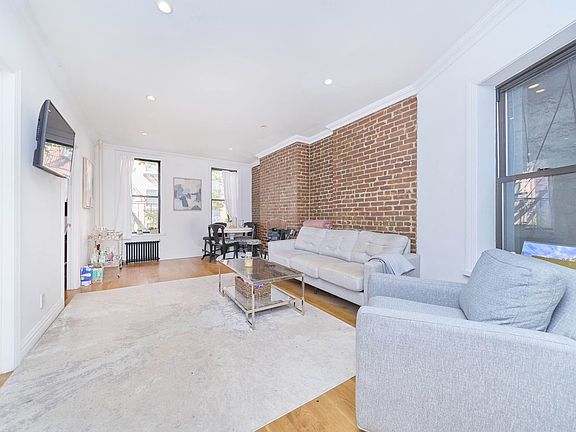 4th image of 238 E 33rd St APT 5