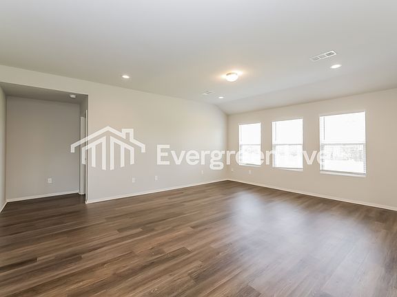 3rd image of 5421 Yukon Dr