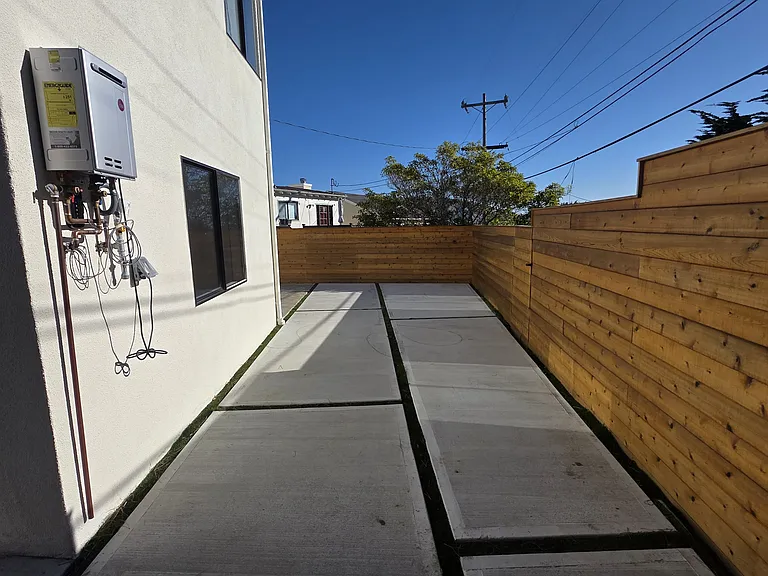 373 Avalon Dr #A — Photo 17