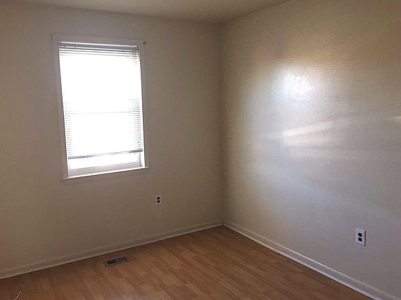 4th image of 9874 Frankford Ave #1