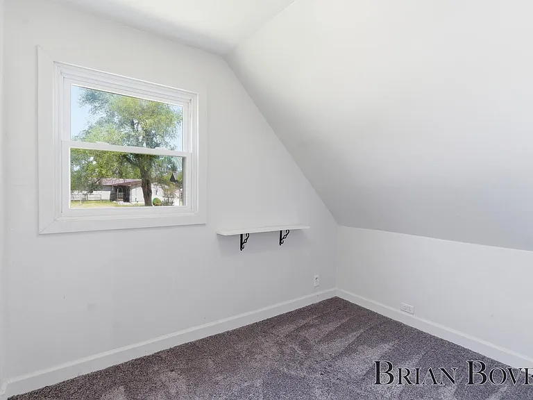6480 Belmont Ave NE #UP — Photo 24