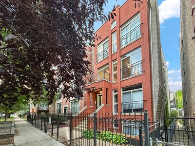 2447 W Walton St #2, Chicago, IL, 60622