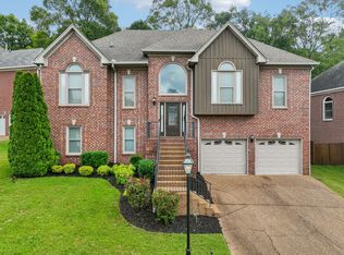 612 Bayhill Ct, Hermitage, TN 37076