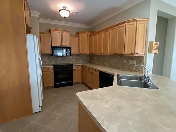 2nd image of 3880 Heron Ln