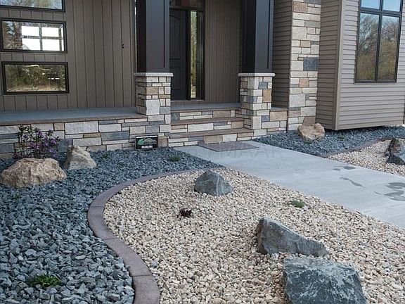 4th image of 3701 Houkom Dr E
