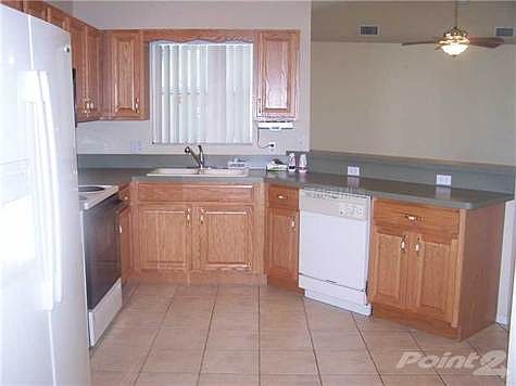 5th image of 175 Lake Thomas Dr