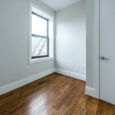 Rented by Nooklyn NYC LLC | media 7