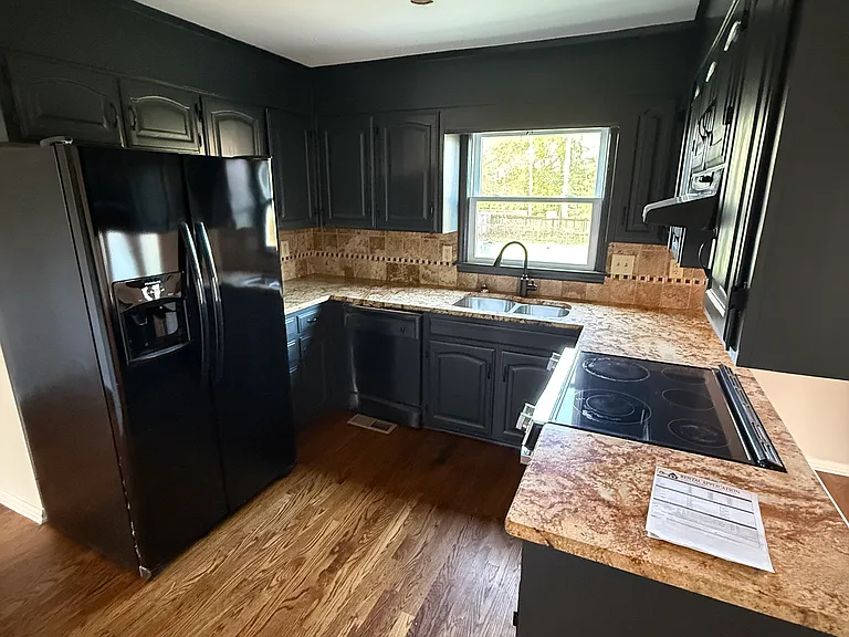 1103 Sandy Springs Rd NW — Photo 7