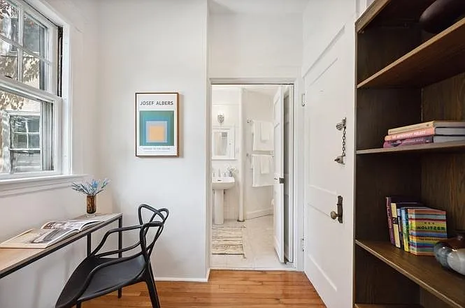 7 Linnaean St #1 — Photo 14