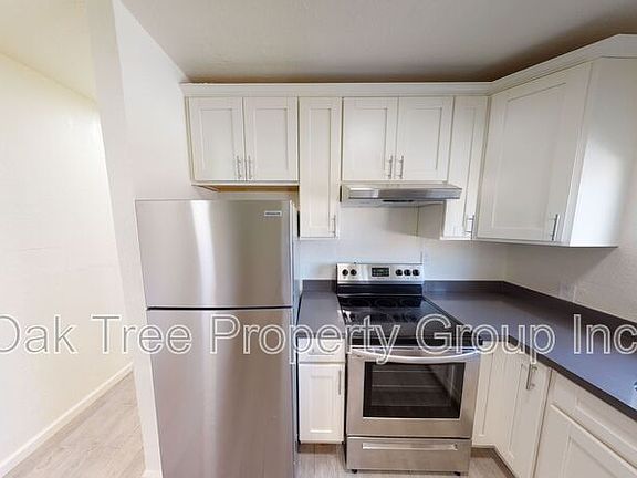 4th image of 1122 E 17th St APT 7