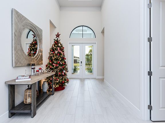 2nd image of 7834 Ironwood Way