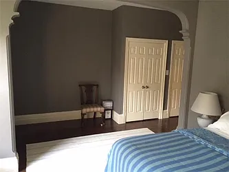 Rented by R New York