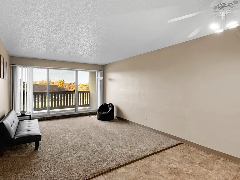 Oakwood Apartments — Photo 57