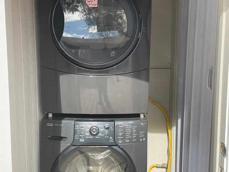 Shared washer/dryer