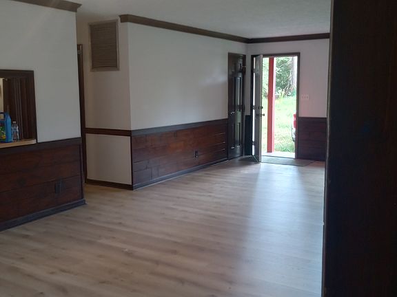 All new paint,and flooring