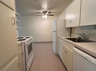 2215 SE Miller St APT 19, Portland, OR 97202