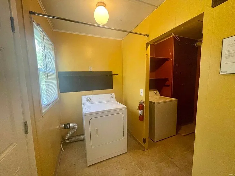 416 S Eastside Dr — Photo 20