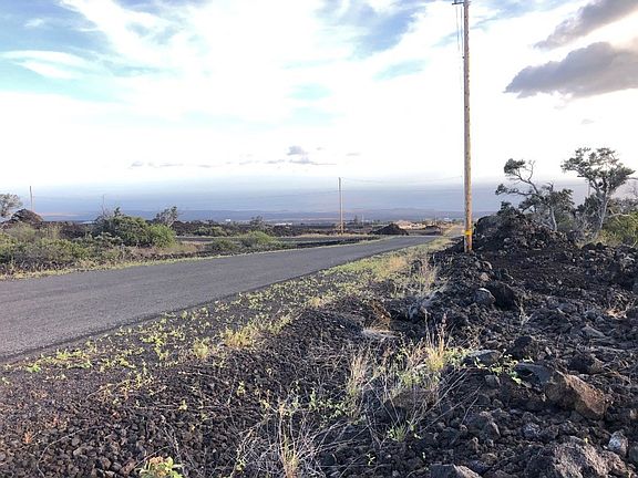 2nd image of Lauhala Dr Lot 6