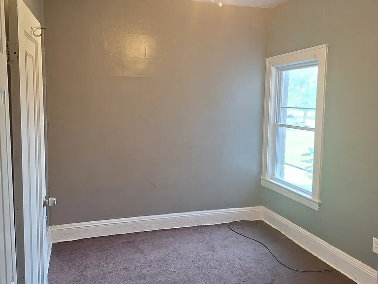 3438 E 140th St #2 — Photo 12