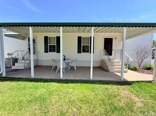 118 Terri Dr, Dearborn Heights, MI 48127