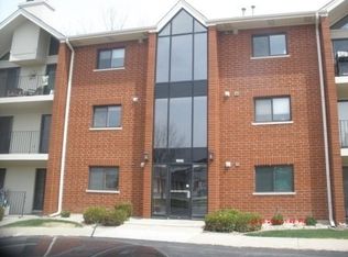 18245 66th Ct APT 1D, Tinley Park, IL 60477