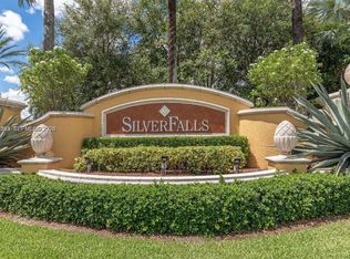 Banyan Bay Condo, Miramar, FL 33027