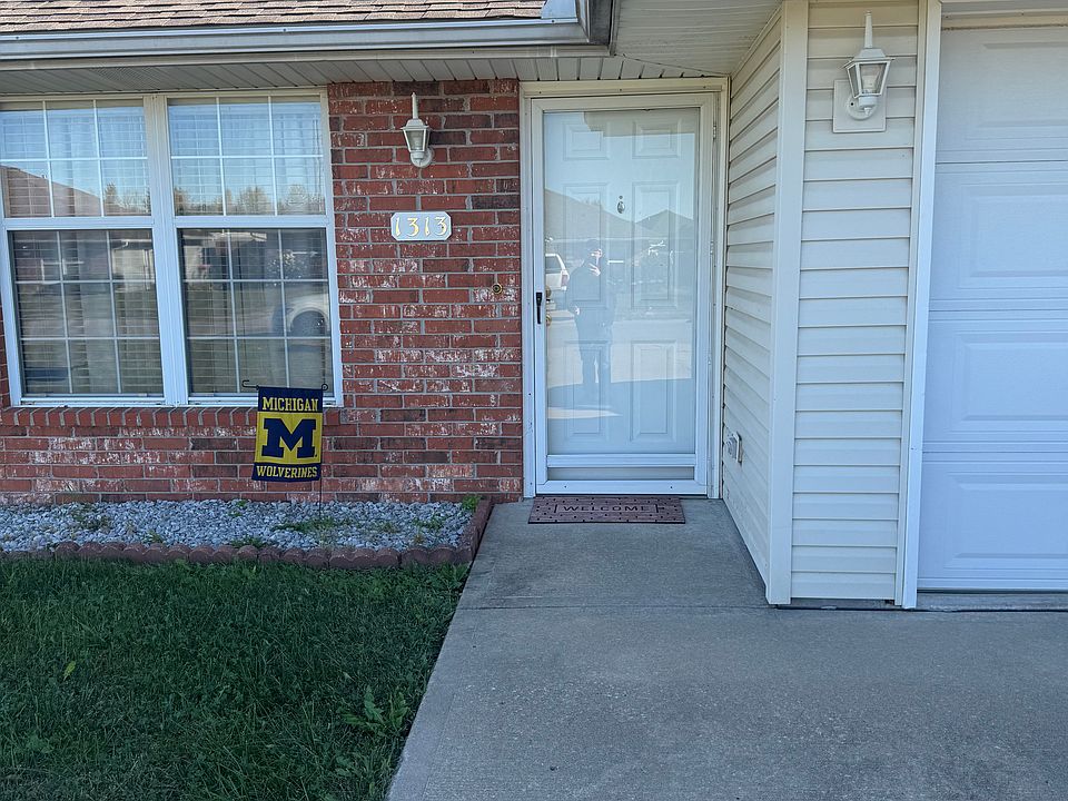 Front door & windows walk way