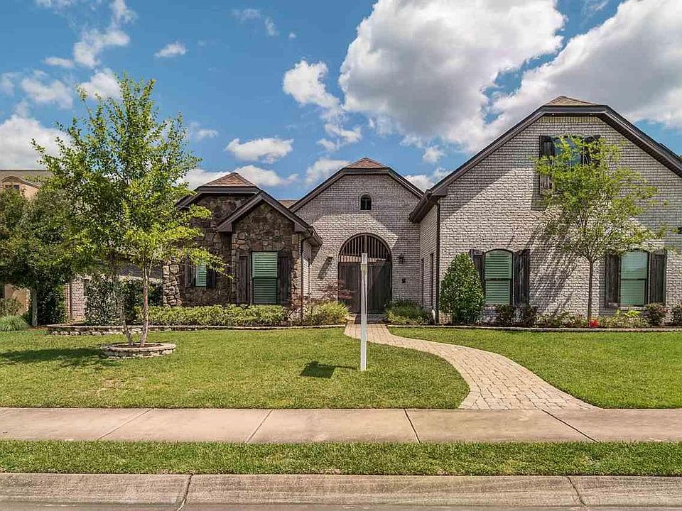 1st image of 2755 Manor Cir