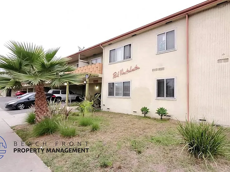 8910 Sepulveda Eastway — Photo 14