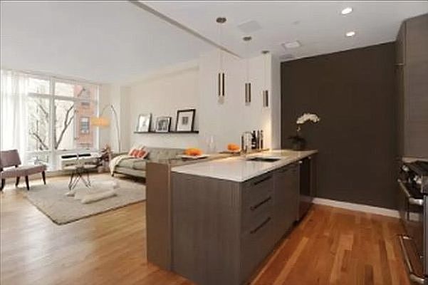 1st image of 333 E 109th St APT 6A