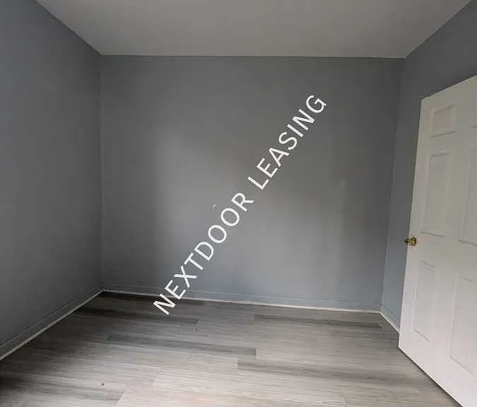 21 Bergen Ave #2M — Photo 10