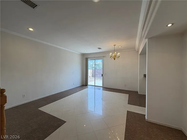 10115 Capistrello Ave — Photo 3